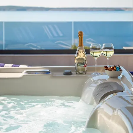 Lavida Penthouse, With Jacuzzi And Sauna Rtina
