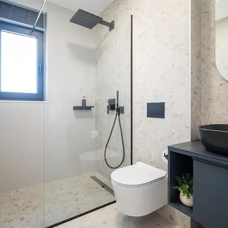 Lavida Penthouse, With Jacuzzi And Sauna Apartment *