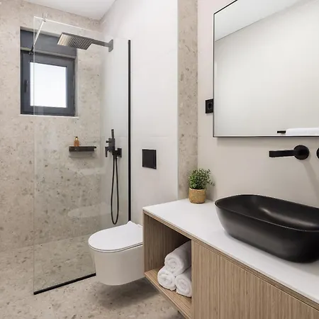 Lavida Penthouse, With Jacuzzi And Sauna *