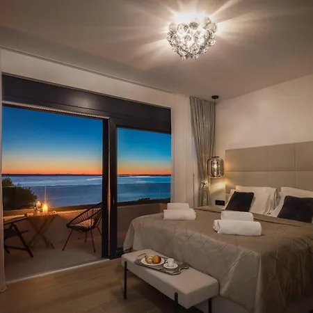 Lavida Penthouse, With Jacuzzi And Sauna * Rtina
