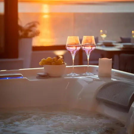 Lavida Penthouse, With Jacuzzi And Sauna